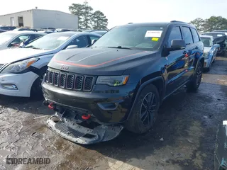 2019 Jeep Grand Cherokee Trailhawk with VIN 1C4RJFLT6KC641507, listed as a IAAI auction lot 41300106 with 87,802 mi miles. Bid and sale history available at carsss.com. Image 17.