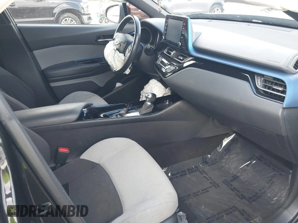 2019 Toyota C-HR XLE with VIN NMTKHMBX2KR100540, listed as a IAAI auction lot 41124095 with 38,073 mi miles and . Bid and sale history available at DreamBid. Image 5.