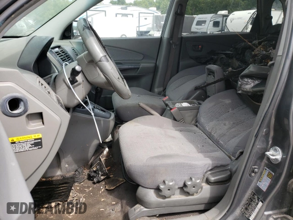 2008 Hyundai Tucson GLS with VIN KM8JM12B88U733619, listed as a Copart auction lot 68029124 with 0 mi miles and Salvage Title. Bid and sale history available at carsss.com. Image 7.