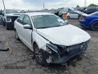 2012 Volkswagen Jetta SE with VIN 3VWDX7AJ1CM395169, listed as a IAAI auction lot 42379974 with 220,962 mi miles and . Bid and sale history available at DreamBid. Image 1.