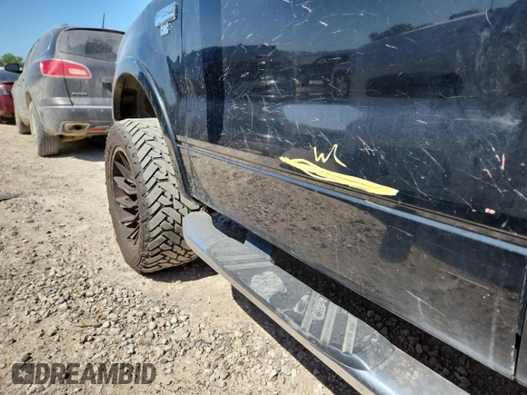 2004 Ford F-150 XLT z VIN 1FTPW14594KD82578, wystawiony jako Copart lot #61647295 z przebiegiem 195 629 mil mil oraz Szkoda całkowita • Salvage title. Historia ofert i sprzedaży dostępna na DreamBid. Obrazek 12.