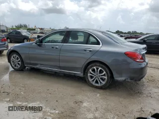 2018 Mercedes-Benz C 300 z VIN WDDWF4KB4JR312095, wystawiony jako Copart lot #60229255 z przebiegiem 105 109 mil mil oraz Szkoda całkowita • Salvage title. Historia ofert i sprzedaży dostępna na DreamBid. Obrazek 2.