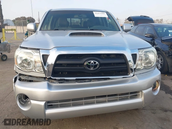 2006 Toyota Tacoma z VIN 3TMMU52N56M003428, wystawiony jako IAAI lot #41473266 z przebiegiem 227 547 mil mil oraz . Historia ofert i sprzedaży dostępna na DreamBid. Obrazek 12.