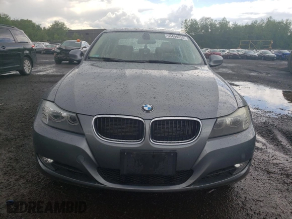 2011 BMW 3 Series 328i z VIN WBAPH7C52BE677190, wystawiony jako Copart lot #55494325 z przebiegiem 89 217 mil mil oraz Szkoda całkowita • Salvage title. Historia ofert i sprzedaży dostępna na DreamBid. Obrazek 5.
