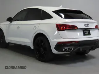 2023 Audi SQ5 Sportback Premium Plus с VIN WA124AFY1P2038636, выставлен на аукционе Copart как лот 60932975 с пробегом 27 258 миль миль и Списание • Salvage title. История ставок и продаж доступна на DreamBid. Изображение 4.