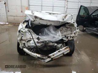 2001 Pontiac Grand Am z VIN 1G2NV12E61M551201, wystawiony jako Copart lot #47700635 z przebiegiem Nie podano mil oraz Nie do naprawy • Non repairable. Historia ofert i sprzedaży dostępna na DreamBid. Obrazek 6.