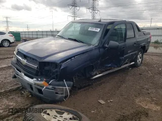 2005 Chevrolet Avalanche Z71 with VIN 3GNEK12Z75G258687, listed as a Copart auction lot 69597804 with 214,804 mi miles and Salvage Title. Bid and sale history available at carsss.com. Image 1.
