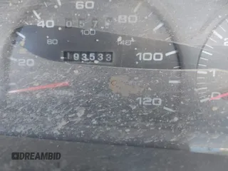 2002 Ford Taurus SES Standard with VIN 1FAFP55S32G118041, listed as a IAAI auction lot 41366321 with 193,533 mi miles. Bid and sale history available at carsss.com. Image 7.