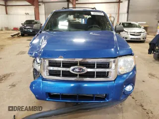 2012 Ford Escape XLT z VIN 1FMCU9D70CKA27880, wystawiony jako Copart lot #60355985 z przebiegiem Nie podano mil oraz Czysty tytuł • Clean title. Historia ofert i sprzedaży dostępna na DreamBid. Obrazek 5.