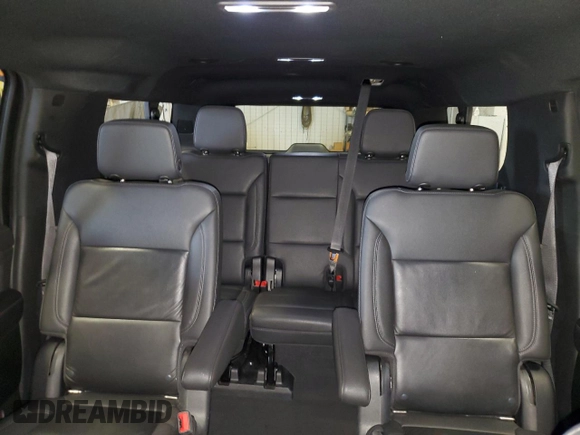 2022 Chevrolet Suburban Z71 with VIN 1GNSKDKDXNR198199, listed as a Copart auction lot 65367055 with 115,505 mi miles and Clean title. Bid and sale history available at DreamBid. Image 10.