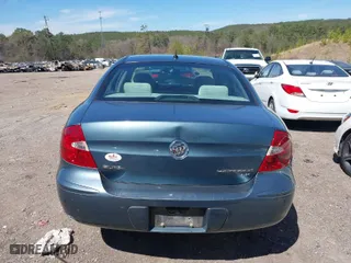 2006 Buick LaCrosse CX with VIN 2G4WC582461184341, listed as a IAAI auction lot 41820924 with 153,036 mi miles. Bid and sale history available at carsss.com. Image 6.
