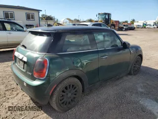 2014 MINI Hardtop with VIN WMWXM5C56ET935422, listed as a Copart auction lot 86022454 with 87,471 mi miles and Salvage Title. Bid and sale history available at DreamBid. Image 3.