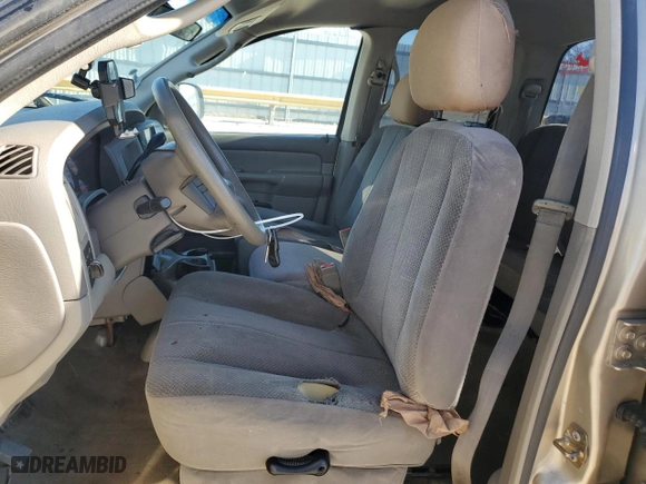 2003 Dodge Ram 1500 ST with VIN 1D7HU18NX3S214991, listed as a Copart auction lot 41845915 with 269,992 mi miles and Salvage Title. Bid and sale history available at carsss.com. Image 7.