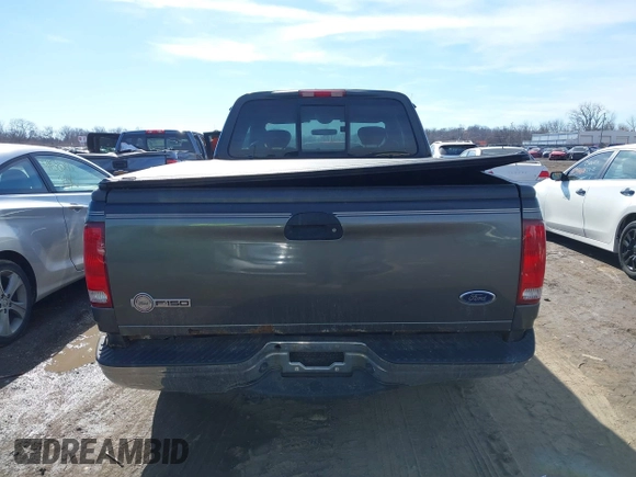 2003 Ford F-150 XL with VIN 1FTRX17W53NB00671, listed as a IAAI auction lot 41576739 with 194,066 mi miles. Bid and sale history available at carsss.com. Image 6.