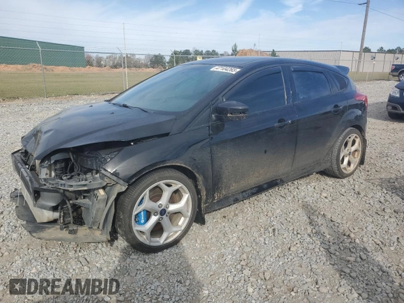 2014 Ford Focus ST with VIN 1FADP3L93EL365213, listed as a Copart auction lot 47104265 with 95,418 mi miles and Salvage Title. Bid and sale history available at carsss.com. Image 1.