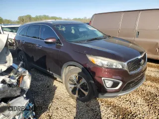 2016 Kia Sorento EX with VIN 5XYPH4A15GG028452, listed as a Copart auction lot 50530395 with 163,100 mi miles and Clean Title. Bid and sale history available at carsss.com. Image 4.