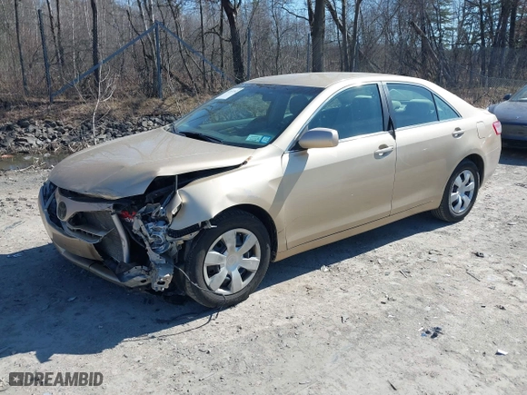 2011 Toyota Camry LE with VIN 4T1BF3EK6BU197735, listed as a IAAI auction lot 42051362 with 210,722 mi miles. Bid and sale history available at carsss.com. Image 2.