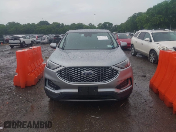 2023 Ford Edge SEL z VIN 2FMPK4J96PBA36597, wystawiony jako IAAI lot #42517947 z przebiegiem 48 307 mil mil oraz . Historia ofert i sprzedaży dostępna na DreamBid. Obrazek 12.