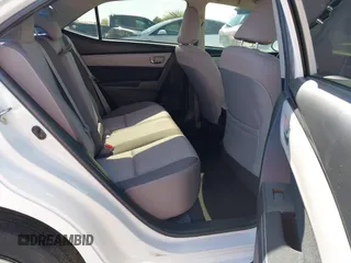 2018 Toyota Corolla L z VIN 2T1BURHE3JC076160, wystawiony jako IAAI lot #42395672 z przebiegiem 77 101 mil mil oraz . Historia ofert i sprzedaży dostępna na DreamBid. Obrazek 8.