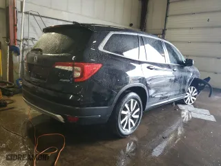 2019 Honda Pilot EX-L with VIN 5FNYF6H59KB042658, listed as a Copart auction lot 46884655 with 88,439 mi miles and Salvage Title. Bid and sale history available at carsss.com. Image 3.