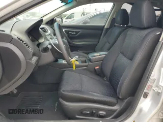 2017 Nissan Altima SR z VIN 1N4AL3AP1HC126621, wystawiony jako Copart lot #58258535 z przebiegiem 79 249 mil mil oraz Szkoda całkowita • Salvage title. Historia ofert i sprzedaży dostępna na DreamBid. Obrazek 7.