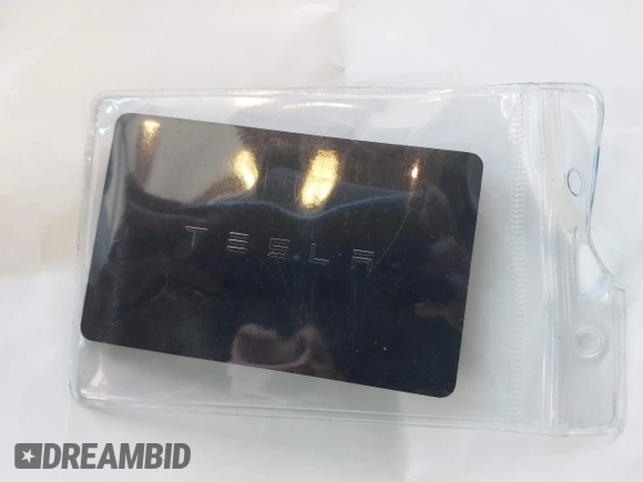2020 Tesla Model 3 Standard Range Plus z VIN 5YJ3E1EA7LF611669, wystawiony jako IAAI lot #42179974 z przebiegiem 17 696 mil mil oraz . Historia ofert i sprzedaży dostępna na DreamBid. Obrazek 11.
