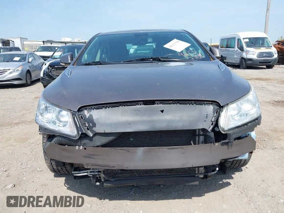 2012 Buick LaCrosse Premium 2 z VIN 1G4GF5E30CF119175, wystawiony jako IAAI lot #42132708 z przebiegiem 145 535 mil mil oraz . Historia ofert i sprzedaży dostępna na DreamBid. Obrazek 6.