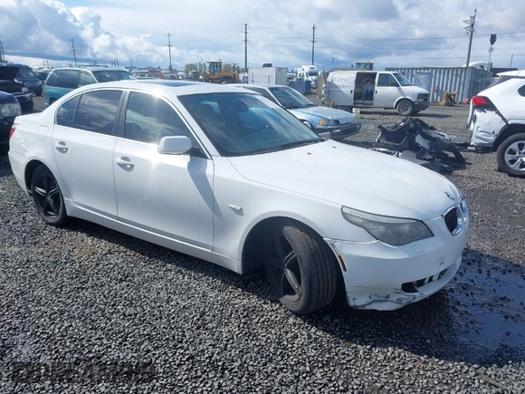 2008 BMW 5 Series 528i with VIN WBANU53518CT14990, listed as a IAAI auction lot 41921482 with 257,615 mi miles and . Bid and sale history available at carsss.com. Image 1.