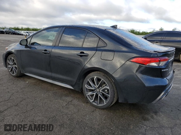 2020 Toyota Corolla SE with VIN JTDS4RCE6LJ040087, listed as a Copart auction lot 49458955 with 68,400 mi miles and Salvage Title. Bid and sale history available at carsss.com. Image 2.