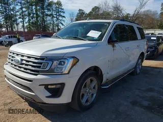 2020 Ford Expedition XLT with VIN 1FMJU1HT6LEA24349, listed as a IAAI auction lot 41218383 with 121,157 mi miles. Bid and sale history available at carsss.com. Image 2.