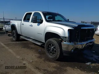 2013 GMC Sierra 2500HD SLE с VIN 1GT120CG9DF162686, выставлен на аукционе IAAI как лот 41467363 с пробегом 232 693 миль миль и . История ставок и продаж доступна на DreamBid. Изображение 1.