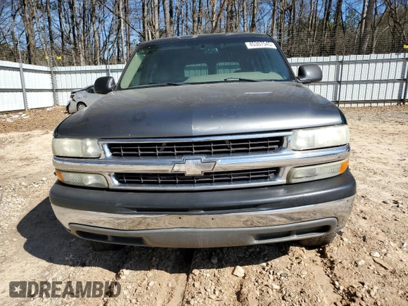 2001 Chevrolet Suburban LS with VIN 1GNEC16T61J224445, listed as a Copart auction lot 45307545 with 353,264 mi miles and Salvage Title. Bid and sale history available at carsss.com. Image 5.