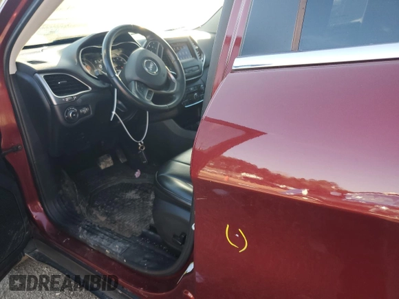 2019 Jeep Cherokee Latitude Plus with VIN 1C4PJLLB0KD485391, listed as a Copart auction lot 45704825 with 102,836 mi miles and Salvage Title. Bid and sale history available at DreamBid. Image 7.