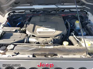 2015 Jeep Wrangler Unlimited Sport with VIN 1C4BJWDG7FL587014, listed as a IAAI auction lot 40641034 with 81,045 mi miles. Bid and sale history available at carsss.com. Image 10.