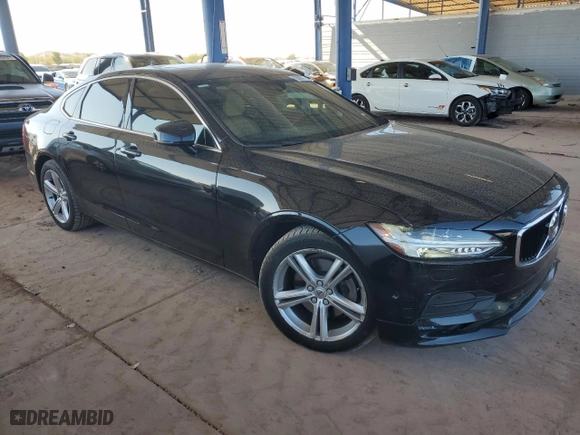 2017 Volvo S90 Momentum with VIN YV1102AK3H1006357, listed as a Copart auction lot 43386755 with 129,043 mi miles and Clean Title. Bid and sale history available at carsss.com. Image 4.