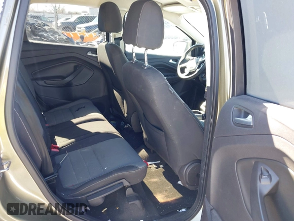 2013 Ford Escape SE with VIN 1FMCU0GX4DUC60741, listed as a IAAI auction lot 41592770 with 121,972 mi miles and . Bid and sale history available at DreamBid. Image 8.