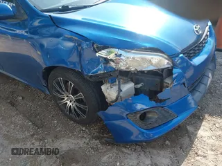 2009 Toyota Matrix S с VIN 2T1KE40E59C008725, выставлен на аукционе IAAI как лот 42474152 с пробегом 177 618 миль миль и . История ставок и продаж доступна на DreamBid. Изображение 6.