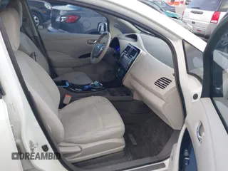 2013 Nissan LEAF SL with VIN 1N4AZ0CP2DC411719, listed as a IAAI auction lot 42455433 with 70,701 mi miles and . Bid and sale history available at DreamBid. Image 5.