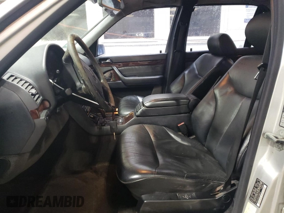 1997 Mercedes-Benz S-Class with VIN WDBGA43G9VA368446, listed as a Copart auction lot 86606604 with 181,715 mi miles and Non Repairable. Bid and sale history available at carsss.com. Image 7.