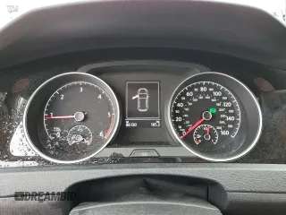 2015 Volkswagen Golf SE с VIN 3VW2A7AU4FM051228, выставлен на аукционе Copart как лот 57640765 с пробегом 86 130 миль миль и Списание • Salvage title. История ставок и продаж доступна на DreamBid. Изображение 9.