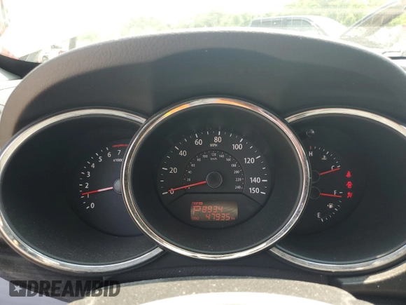 2012 Kia Sorento LX z VIN 5XYKT3A60CG200444, wystawiony jako Copart lot #60508715 z przebiegiem 47 935 mil mil oraz Czysty tytuł • Clean title. Historia ofert i sprzedaży dostępna na DreamBid. Obrazek 9.