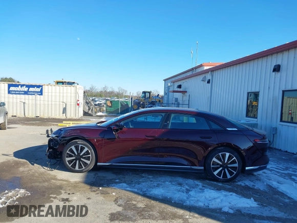 2023 Lucid Air Pure z VIN 50EA1PFA5PA006306, wystawiony jako IAAI lot #41235791 z przebiegiem 5240 mil mil oraz . Historia ofert i sprzedaży dostępna na DreamBid. Obrazek 14.