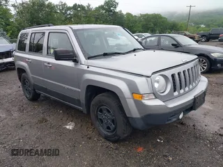 2016 Jeep Patriot Sport with VIN 1C4NJPBB0GD800486, listed as a IAAI auction lot 42532852 with 204,071 mi miles and . Bid and sale history available at DreamBid. Image 1.