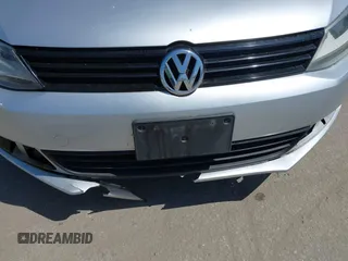 2011 Volkswagen Jetta SE with VIN 3VWDZ7AJ4BM394140, listed as a IAAI auction lot 42284735 with 177,495 mi miles and . Bid and sale history available at DreamBid. Image 6.