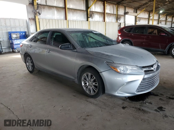 2015 Toyota Camry XLE with VIN 4T4BF1FK6FR453502, listed as a Copart auction lot 53556835 with 293,917 mi miles and Clean Title. Bid and sale history available at carsss.com. Image 4.