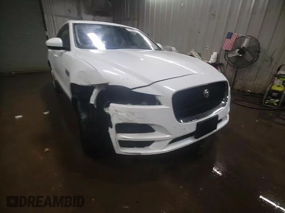 2017 Jaguar F-Pace 35t Prestige with VIN SADCK2BV6HA899484, listed as a Copart auction lot 42520425 with 34,422 mi miles and Salvage Title. Bid and sale history available at DreamBid. Image 13.