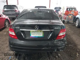 2011 Mercedes-Benz C 300 Sport z VIN WDDGF8BB8BR185865, wystawiony jako IAAI lot #41375556 z przebiegiem 125 156 mil mil oraz . Historia ofert i sprzedaży dostępna na DreamBid. Obrazek 16.