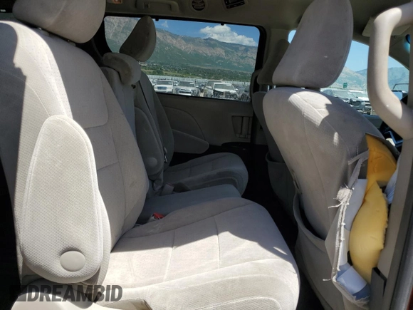 2015 Toyota Sienna LE AAS with VIN 5TDKK3DC2FS604910, listed as a Copart auction lot 59231605 with 118,974 mi miles and Salvage title. Bid and sale history available at DreamBid. Image 11.