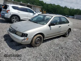 1997 Nissan Sentra XE z VIN 3N1AB41D6VL017809, wystawiony jako Copart lot #54615025 z przebiegiem 154 506 mil mil oraz Czysty tytuł • Clean title. Historia ofert i sprzedaży dostępna na DreamBid. Obrazek 1.
