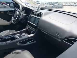 2017 Jaguar F-Pace 35t R-Sport с VIN SADCL2BVXHA067434, выставлен на аукционе IAAI как лот 42057515 с пробегом 101 435 миль миль и . История ставок и продаж доступна на DreamBid. Изображение 5.